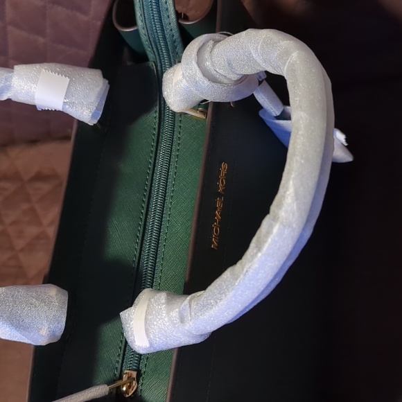 Racing Green Satchel - Picture 5 of 6